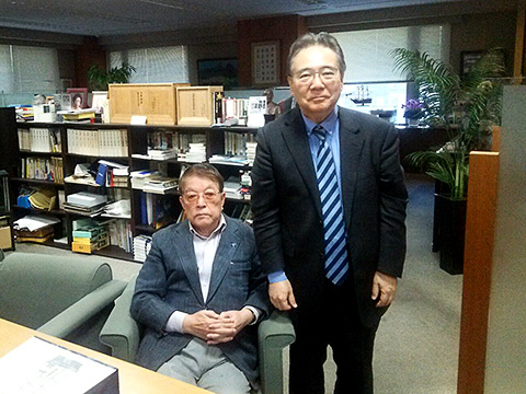 左　大平裕氏、右　石川代表